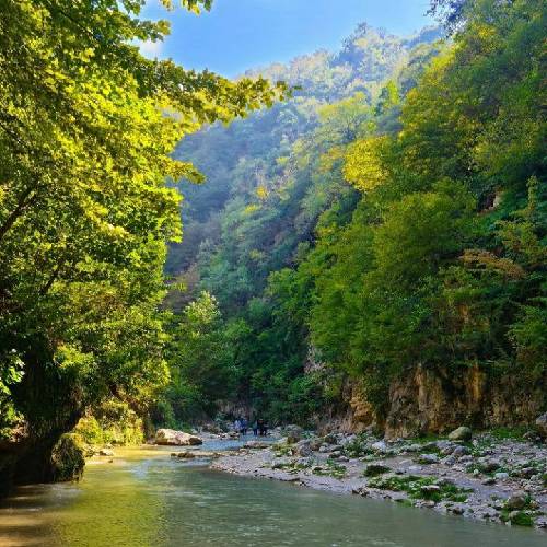 مسیح و آرش ای پی وقتی ازم دوری دنیام جهنمه